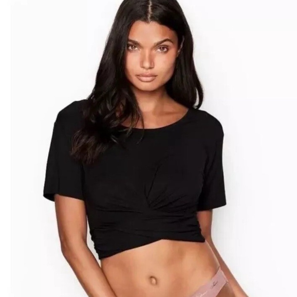 Heavenly Black Y2K Model Off Duty Clean Girl Minimalist Night Out CropTop Size M